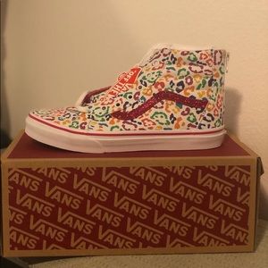 Vans Kids Grade School Sk8-Hi Rainbow Leopard Shoe